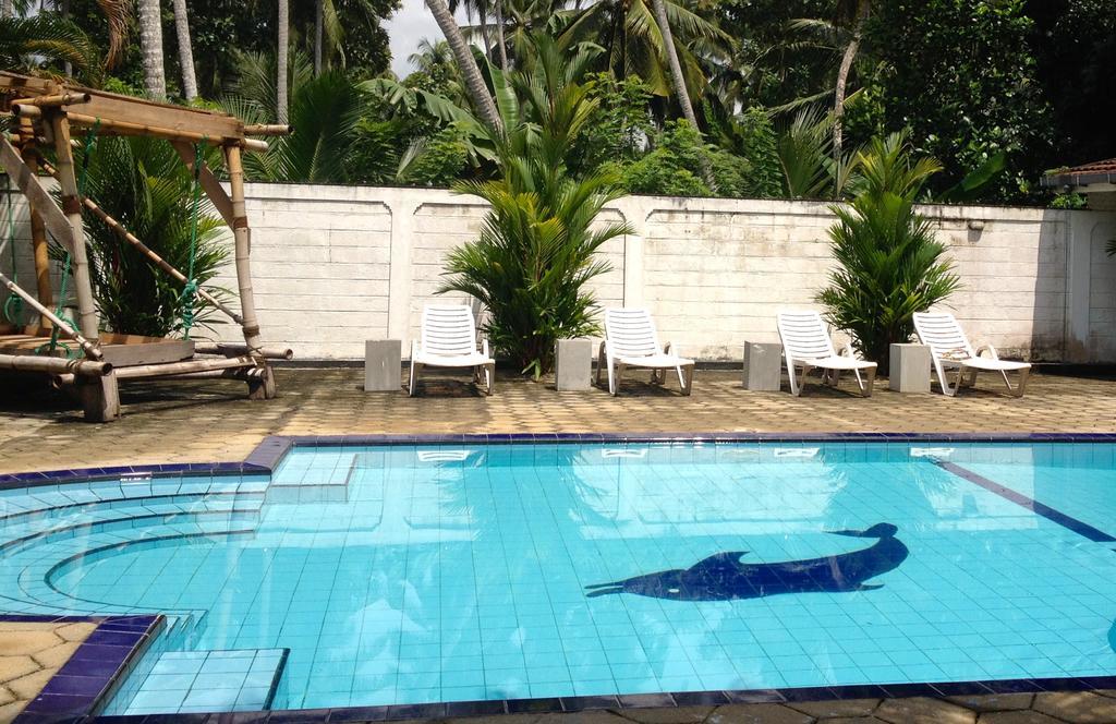 Hotel Fire Dragon Hideaway Negombo Exterior foto