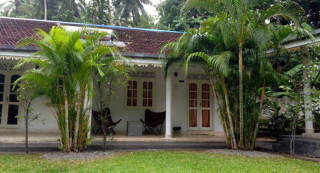 Hotel Fire Dragon Hideaway Negombo Exterior foto